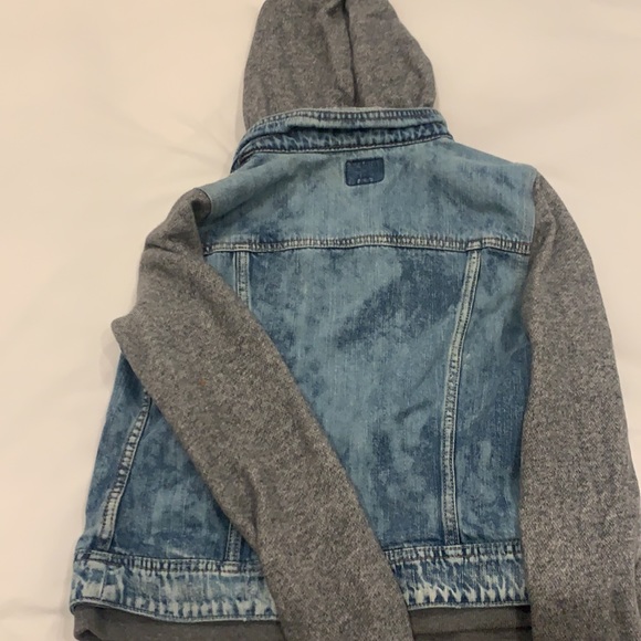 American eagle grey hooded denim jacket. Size Small - Picture 3 of 3